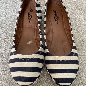 Lucky Brand Women's Navy and Cream Striped Flats, with red back